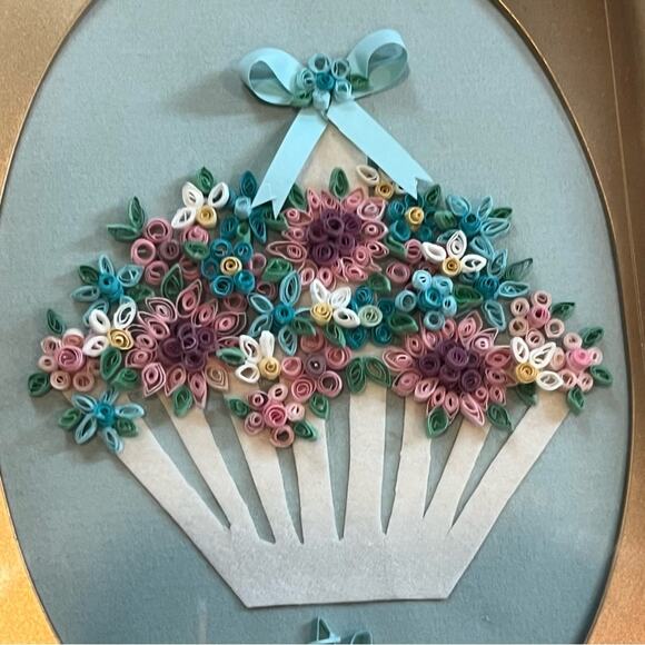 Vintage Quill Art Quilling Paper Swirl Basket of Flowers Gold Framed Handmade - Picture 5 of 16